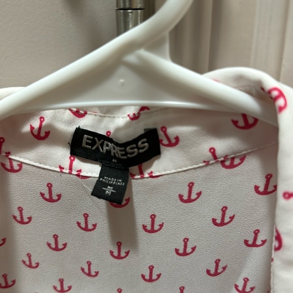 Express Top - Picture 3 of 5